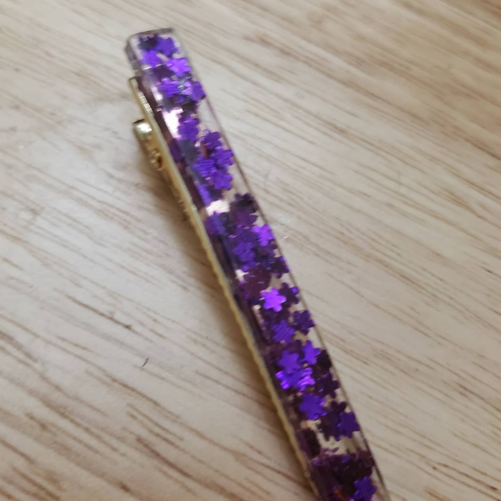 Thin barrette